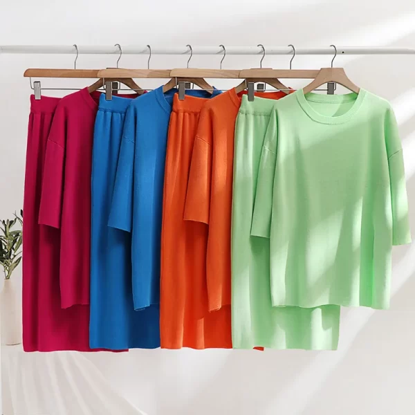 High quality side split sweater oversize top elegant lounge wear solid color women knitted 2 piece skirts set - Image 5