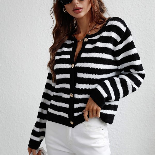 Trending pullover knitwear women's fashion long sleeve single breasted cardigan casual stripe sweater - Image 3