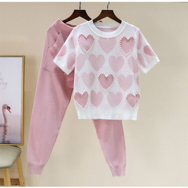new arrival spring summer round neck knitwear loving heart pearl Beaded knitting women causal two piece set - Image 3