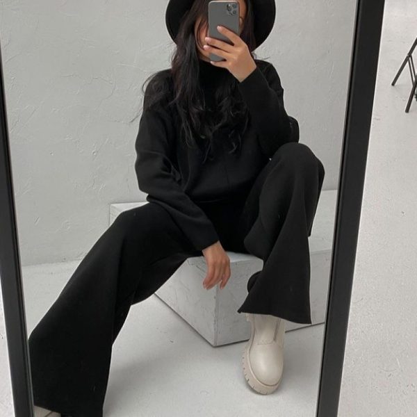 Hot selling solid color cozy comfort matching outfits women elegant loungewear loose knit 2 piece pants set - Image 5