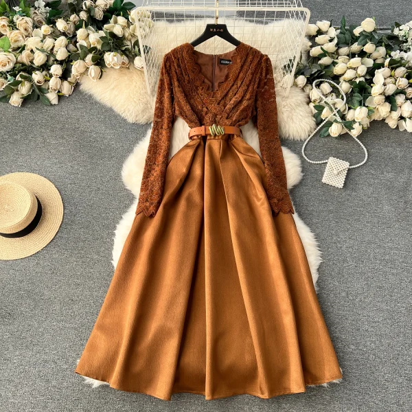 ZT1550 Senior Sense Elegant Lace Wavy Edge V-neck Long Sleeve Fake Two Splicing Long Swing Temperament Midi Dress Evening Gown