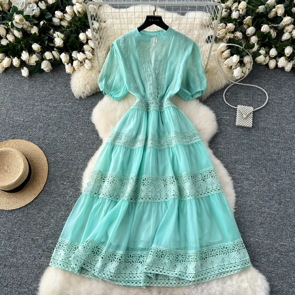 ZT1467 French Sweet Gentle V-neck Lantern Sleeve Lace Patchwork Mesh Dress Women's High Waist Elegant Midi Dresses Women - Image 2