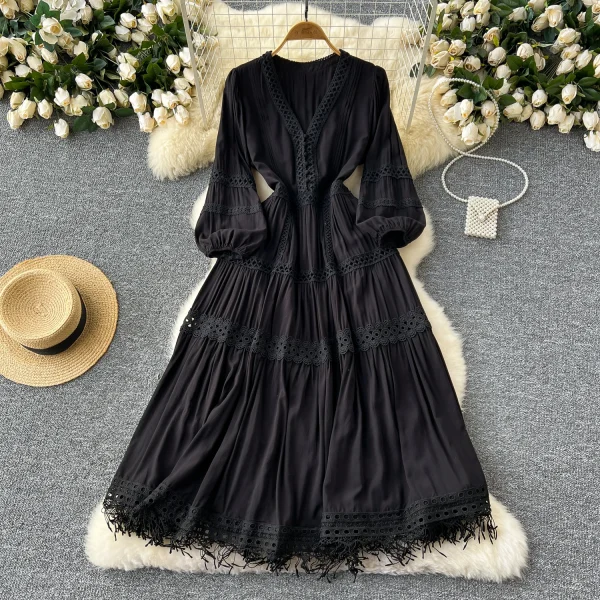 ZT1466 Gentle  Dress 2025 Summer New Hollow Lace Splicing V-neck Fringe Waist Women's Dress Elegant Party Dresses - Image 3