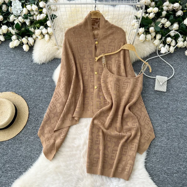 LW0131 Elegant Ladies Two-Piece Set Loose Irregular Knit Cape Knit Smock Coat Chain Strap Dress Two-Piece for Women