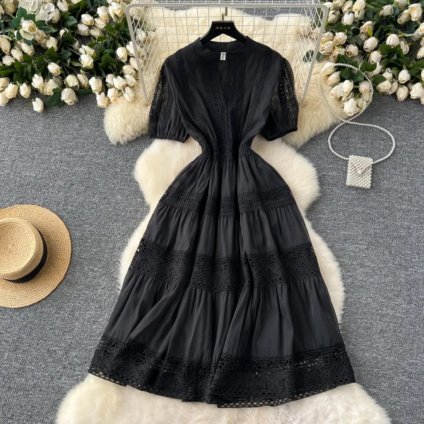 ZT1467 French Sweet Gentle V-neck Lantern Sleeve Lace Patchwork Mesh Dress Women's High Waist Elegant Midi Dresses Women - Image 4