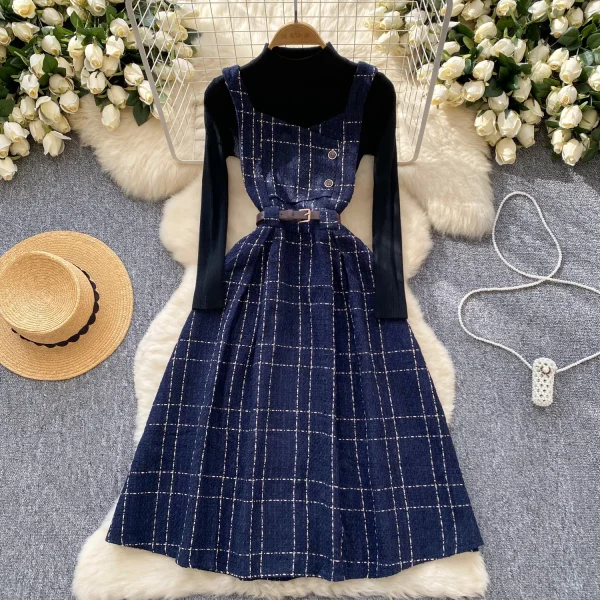 LW0138 French Vintage High Sense Button Decorated Waist Woolen Halter Dress Women'S Bottom Knitwear Women'S Two-Piece Suit