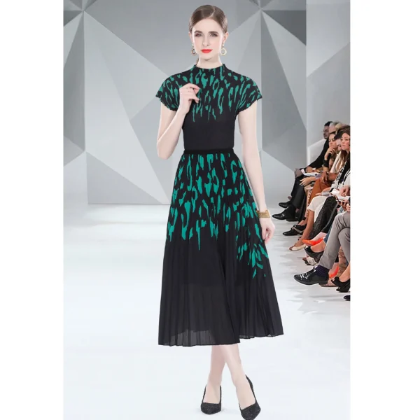 LE1330 Miyake Pleated Suit Boutique Women'S Set Fashion Printing All-Match Large Size Slim Top Half Skirt Two-Piece Set - Image 3