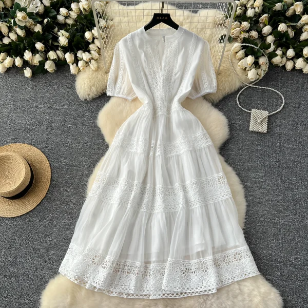 ZT1467 French Sweet Gentle V-neck Lantern Sleeve Lace Patchwork Mesh Dress Women's High Waist Elegant Midi Dresses Women - Image 5