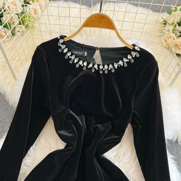 ZT1557 High-End Sense French Style Hepburn Style  Temperament Female New Autumn Winter Evening Dresses Slit Velvet Party Dress - Image 2